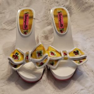 Betsey Johnson beautiful slides heels cherries …